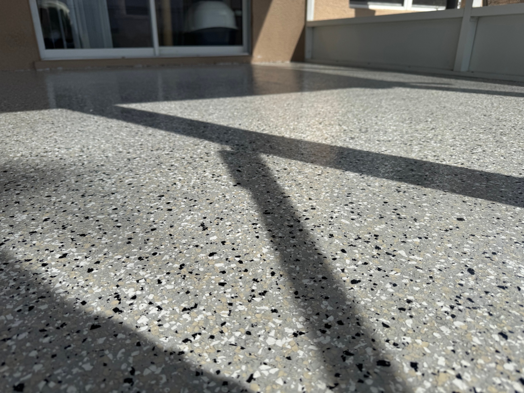 Patio with decorative flake coating